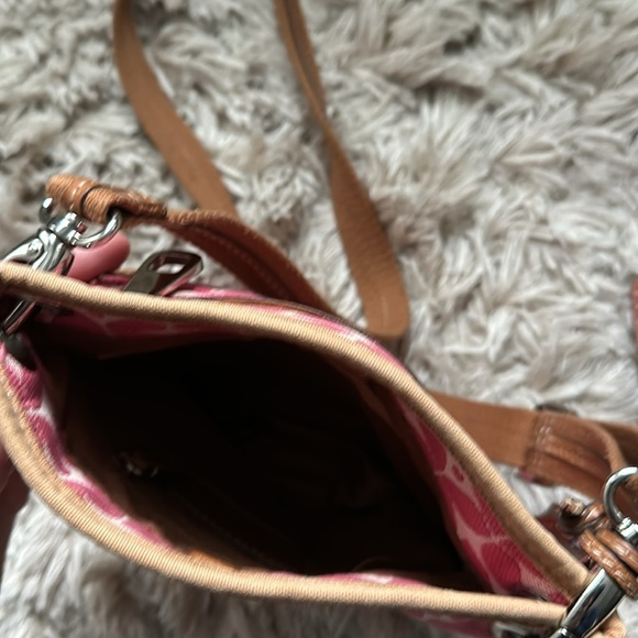 Fossil purse and matching wallet, in good used condition. - Picture 4 of 8